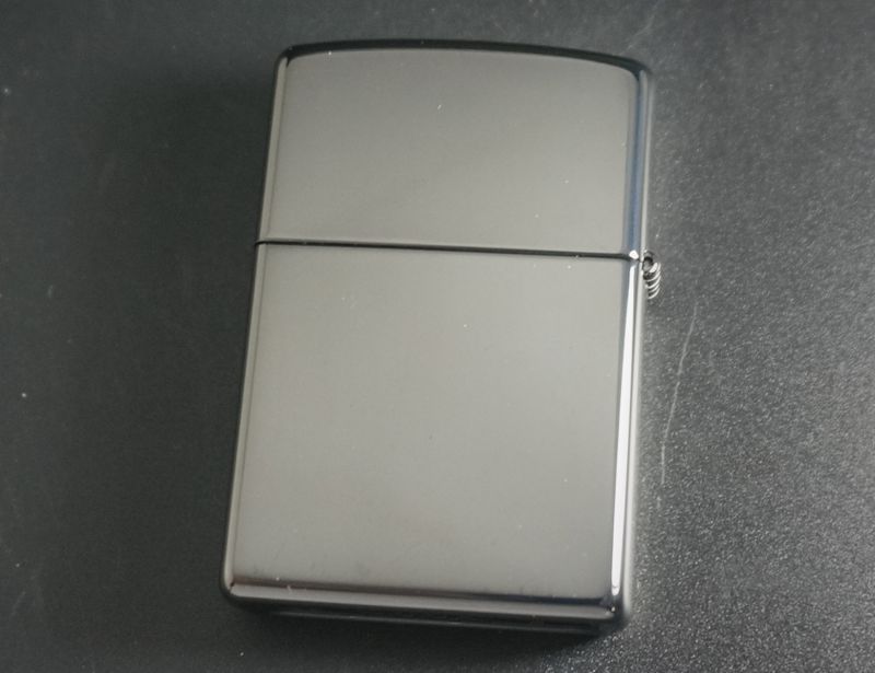 ZIPPO Orobinco ニッケルブラック＆ゴールド オ...+zimexdubai.com