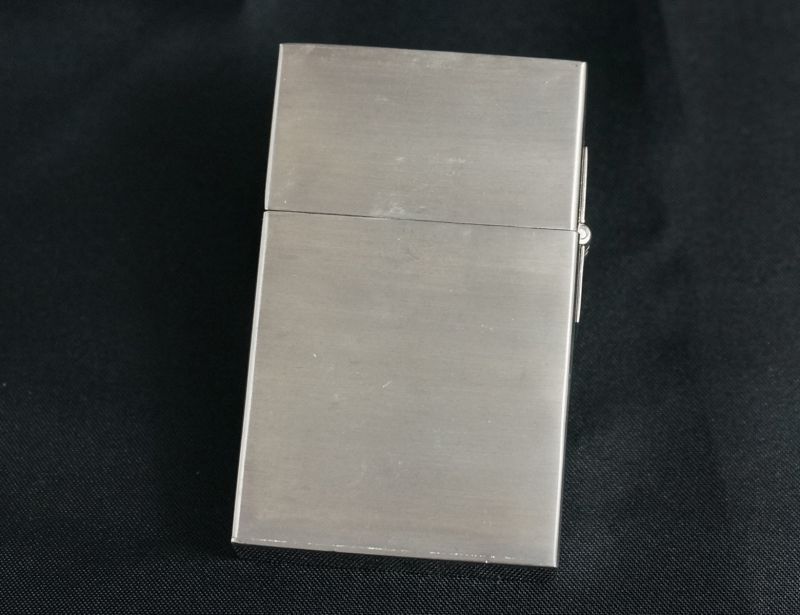 画像: zippo 1932 FIRST REPLICA エッチング 文字デザイン