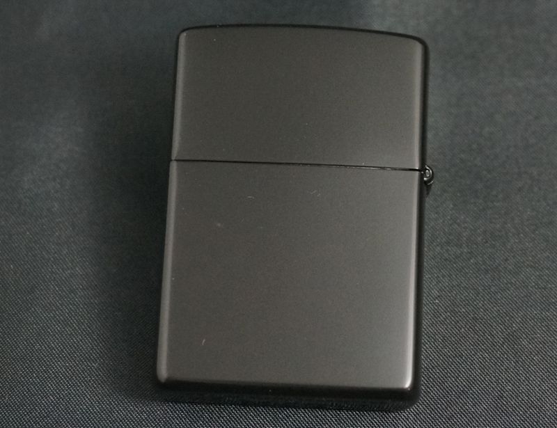 画像: zippo Skyline GT-R メタル 黒マット 2000年製造