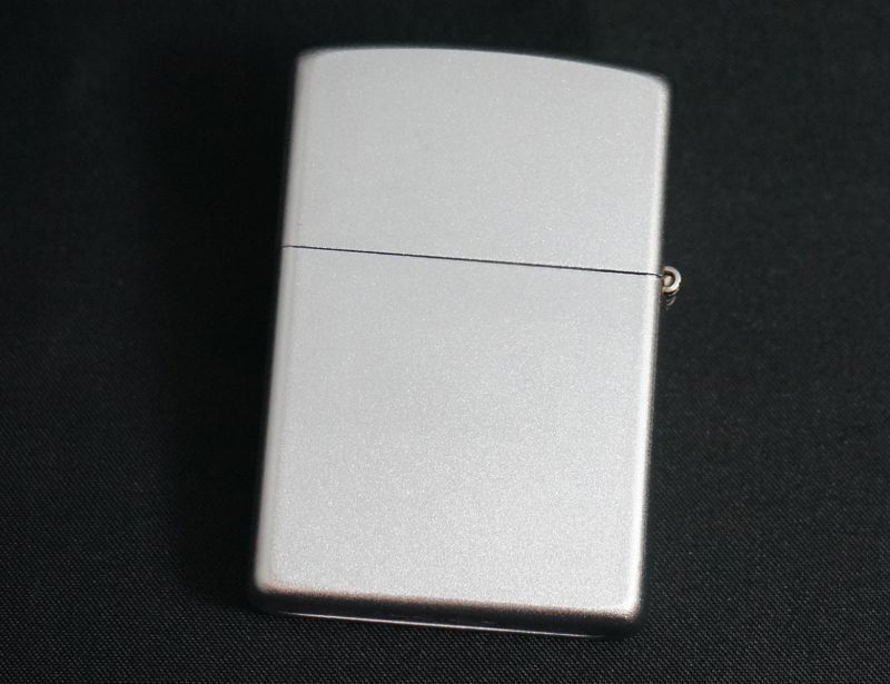 画像: zippo WINDY パールグレー 2001年製造