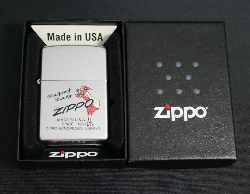 画像: zippo WINDY パールグレー 2001年製造