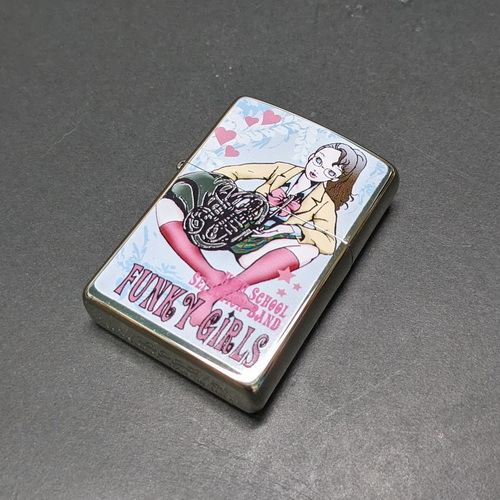 画像1: zippo2006年FUNKY GIRLS新品未使用